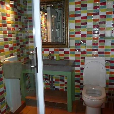 Manoir De La Croix-sonnet Bed & Breakfast 4*