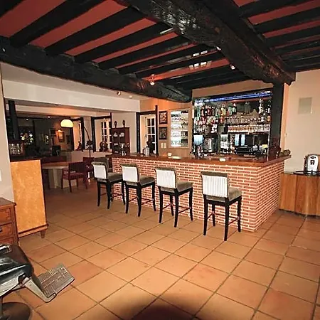 Manoir De La Croix-sonnet 4*