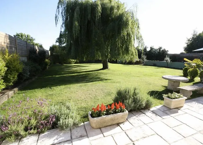Manoir De La Croix-sonnet Bed and Breakfast 4*