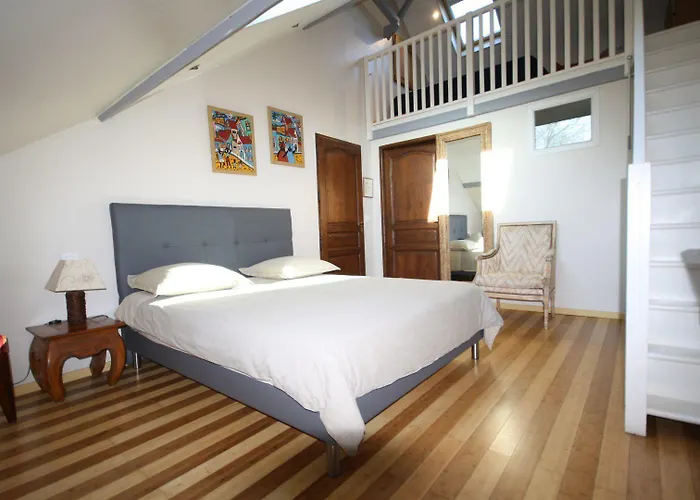 Bed and Breakfast Manoir De La Croix-sonnet 4*